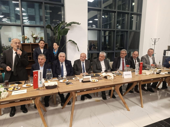 Beyşehir Belediye Başkanı Adil Bayındır, Konyalılarla Ramazan İftarında Bir Araya Geldi