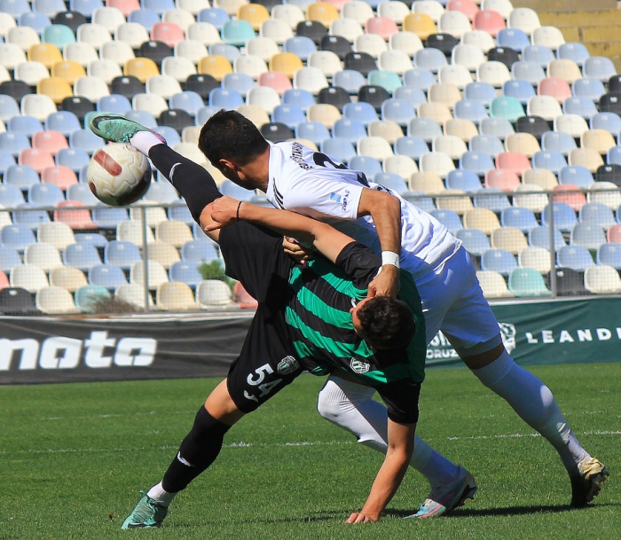 Bornova 1877, 0-0 Beraberlikle Play-Off'lara Kaldı