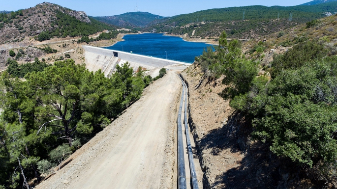 Çeşme'ye su müjdesi, isale hattı tamamlandı