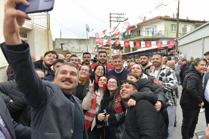 CHP Adayı Tugay’dan Romanlara Seçim Sözü: Hak Ettiğiniz Hizmeti Alacaksınız