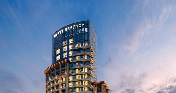 Hyatt Regency İzmir İstinyePark’ın açılışını gerçekleştirdi