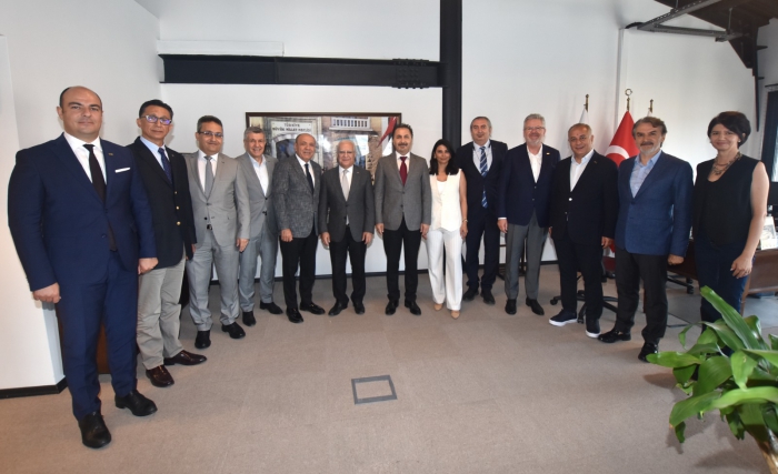 İzmir’in İş Dünyasında Yeni Dönem: İZSİAD ve EBSO İşbirliği
