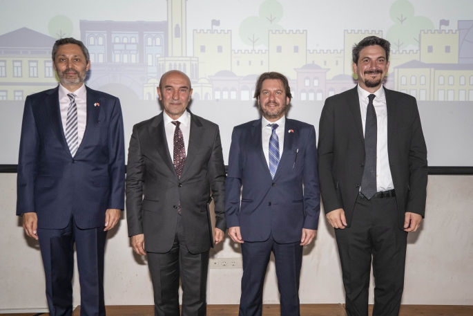 İzmir’in tarihi bölgesine 1 milyar dolarlık yatırım hedefi için dev adım