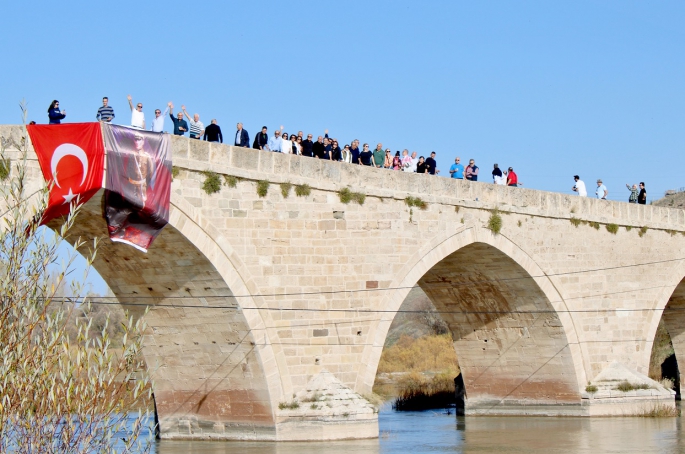 İZSİAD Üyelerinden Kapadokya ve Karaözü Gezisi