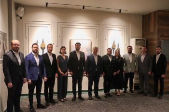 Balıkesir Ekonomisi İçin Güç Birliği: Milletvekili Canbey Genç İş İnsanlarıyla Buluştu