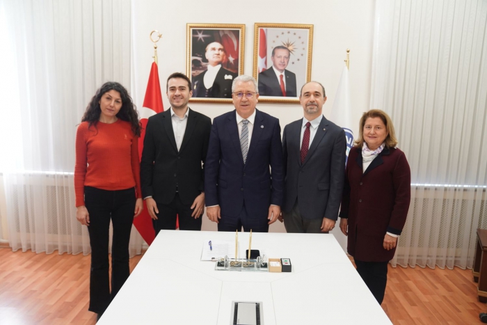 Karadut ve adaçayının, hastane kaynaklı enfeksiyona neden olan bakterilerin tedavisine etkisi araştırılacak