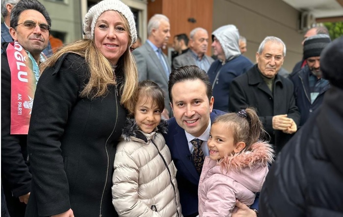 “Karşıyaka’nın Yeni Umutları: İsmail Çiftçioğlu’nun Seçim Kampanyası Başladı”