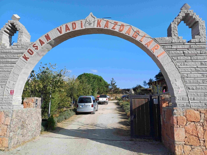 Kazdağları'nda Sağlıklı Yaşam Vadisi: Muzaffer Koşan’ın Apiterapi ve Aromaterapi Tesisleri