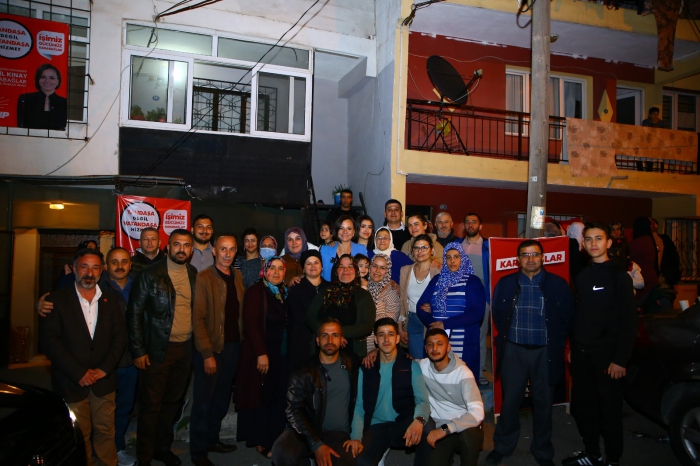 Kınay'dan Karabağlar'a Yeni Vaatler: Kent Meydanı, Spor Alanları ve Dayanışma