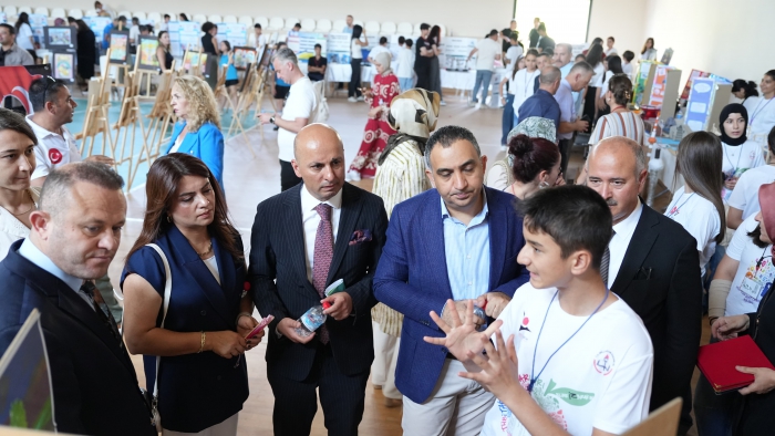 Torbalı BİLSEM'den TÜBİTAK 4006 Bilim Şöleni: Yüzlerce Öğrenci Projesi Sergilendi
