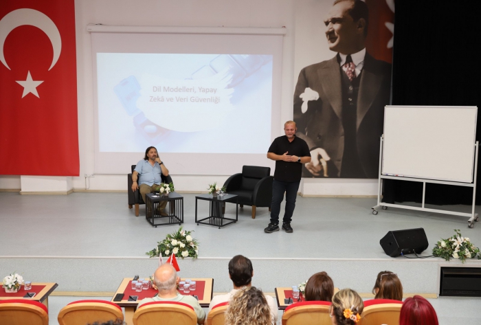 Yapay Zekâ Kişisel Verilerimizi Tehdit Ediyor mu?