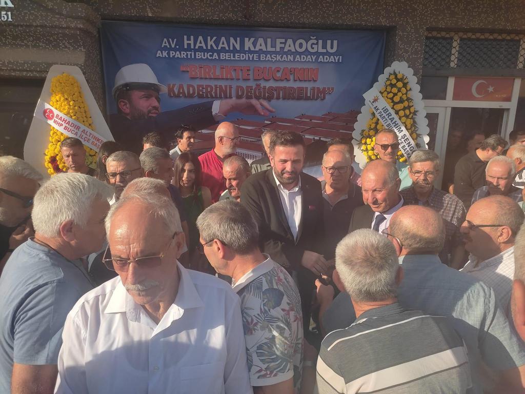 Hakan Kalfaoğlu İzmir’deki ilk Seçim Koordinasyon Ofisini açtı
