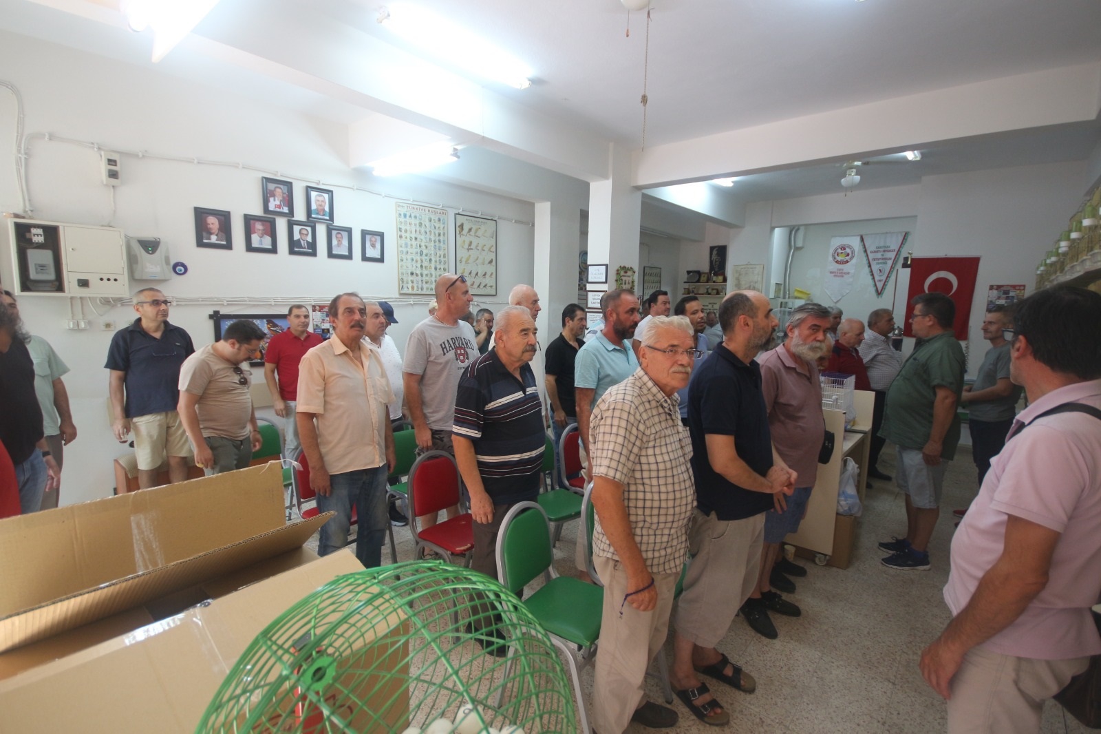 KARŞIYAKA KANARYA SEVERLER DERNEĞİ