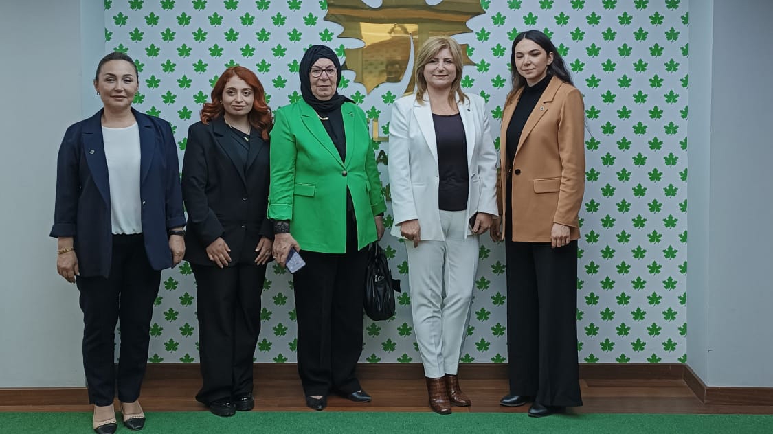 Kaşlı Avukat Elif Nur Akıllı  aday adaylığı başvurusu yaptı.