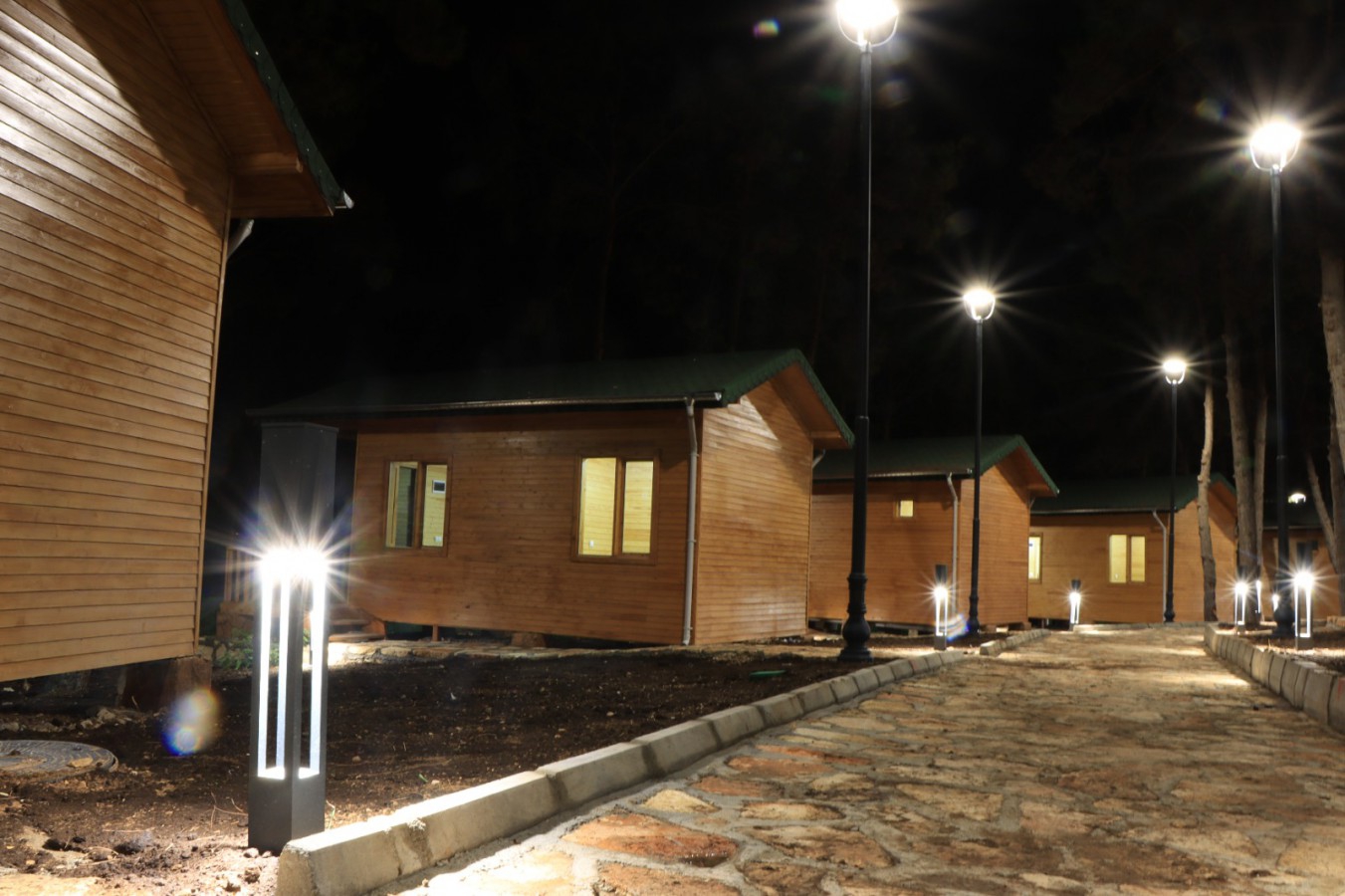 Şanlıurfa'da 11 adet bungalov ev hizmete açıldı.